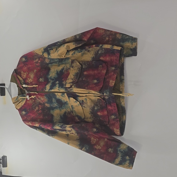 The North Face Tie Dyed Women's Printed Ripstop Hoodie - Picture 4 of 10